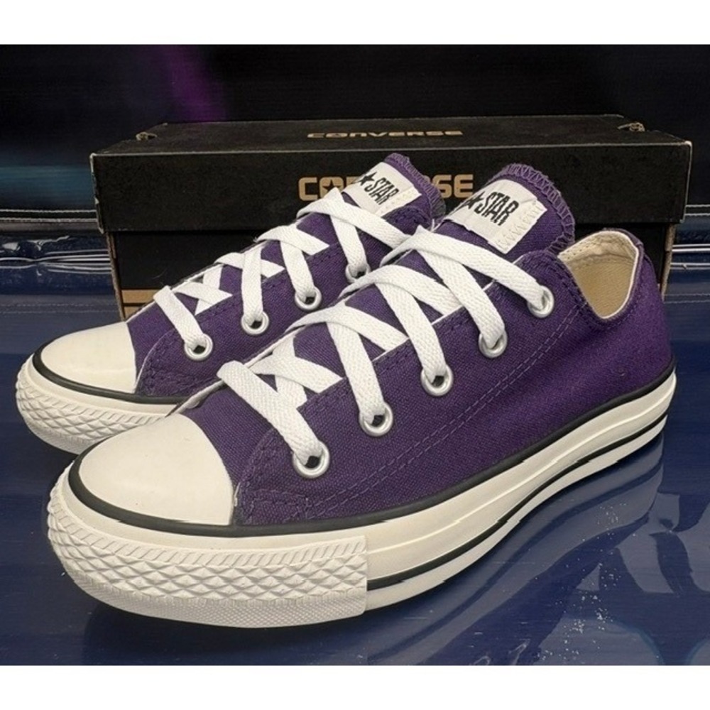 Converse Chuck Taylor Spec Ox Gothic Grape 117385F Womens sneakers size 6